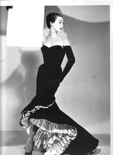 cristobal Balenciaga 1950s fashion